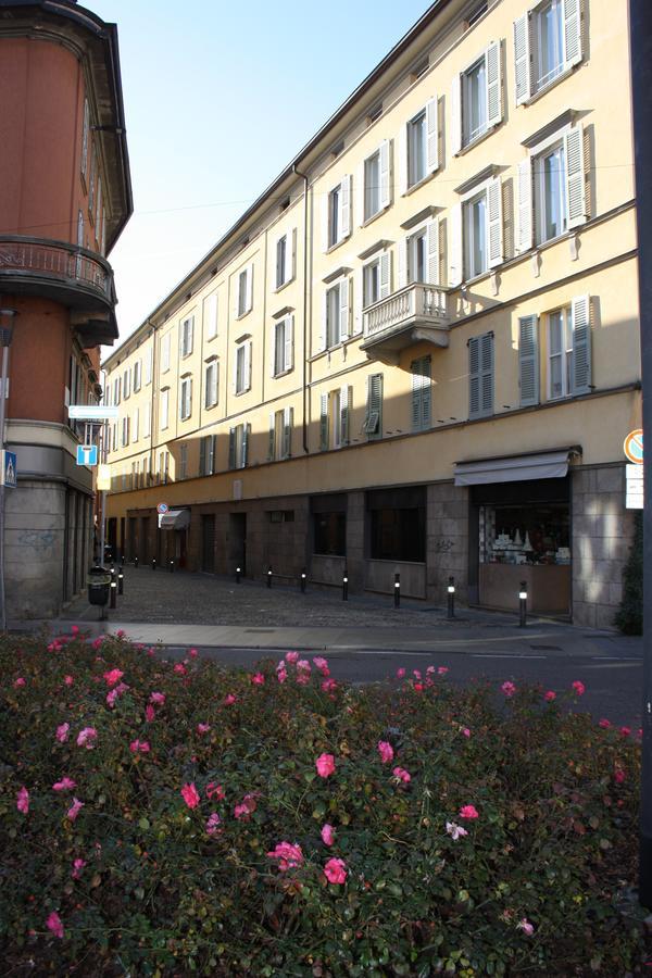 Appartement Borgo San Leonardo à Bergame Extérieur photo